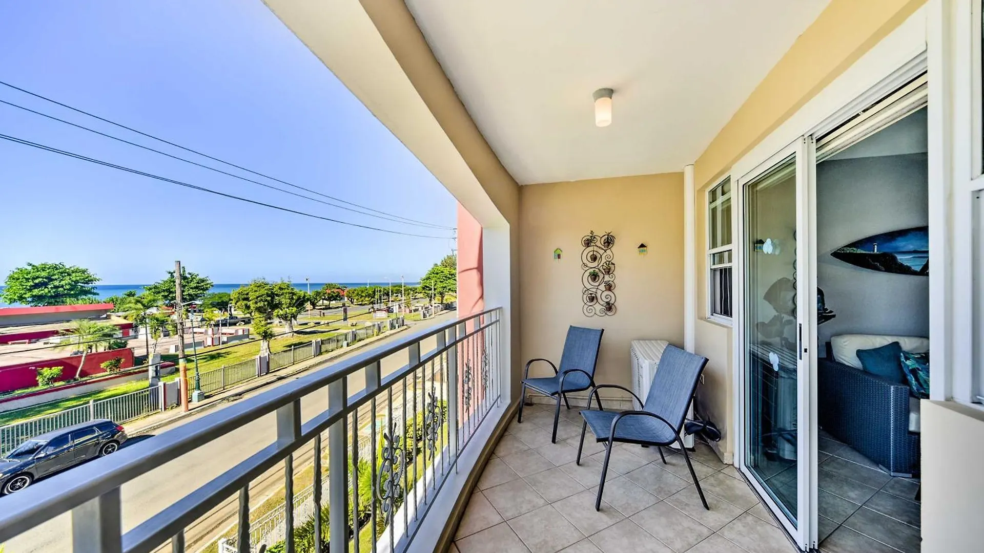 Breezy Condo With Balcony And Ocean View, Walk To Beach Ринкон 0*,