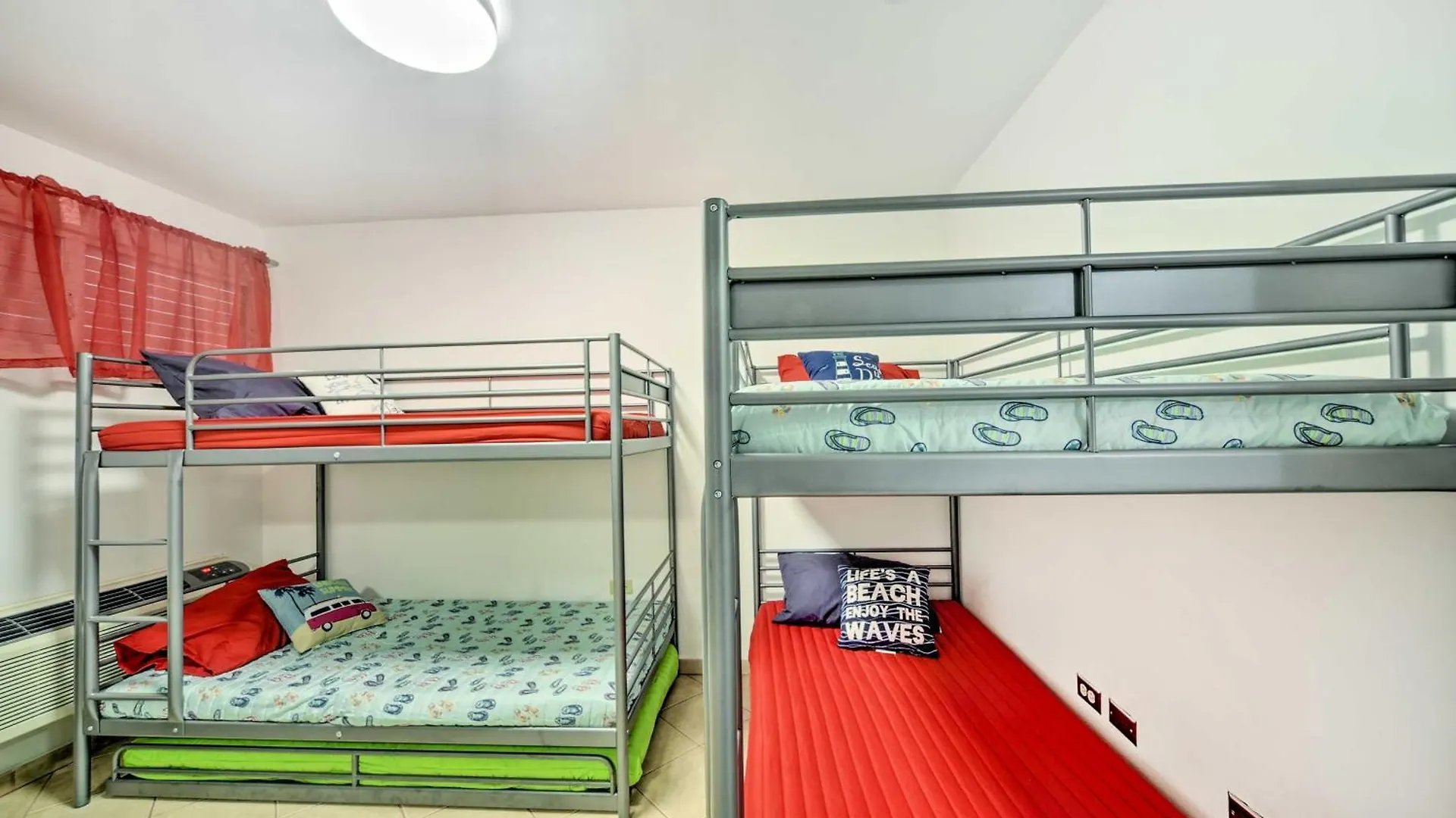 Breezy Condo With Balcony And Ocean View, Walk To Beach Ринкон 0*,  Пуэрто-Рико