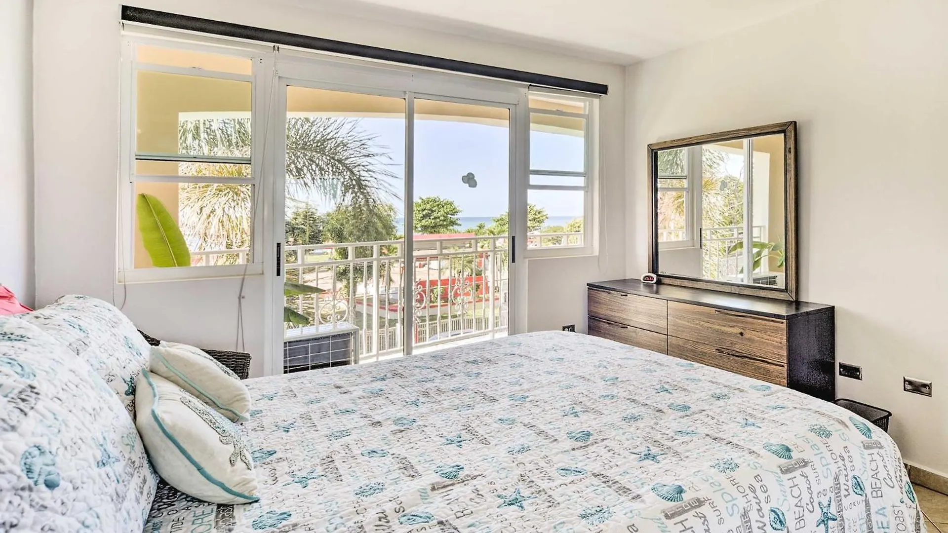Breezy Condo With Balcony And Ocean View, Walk To Beach Rincón